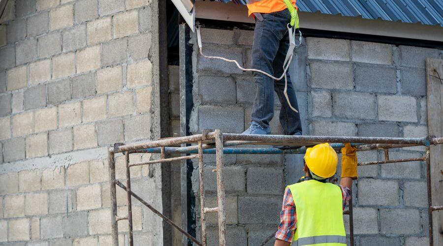 Expert Emergency Roof Repairs services in Glendo, WY